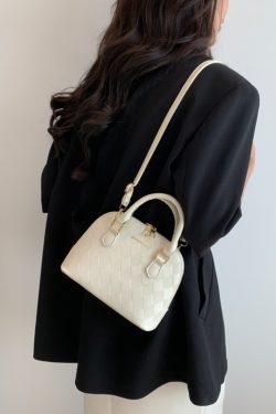 High-End Women's Textured Crossbody Bag - Versatile Retro Commuting Handbag in Niche Shell Design, Trendy 2025 Style