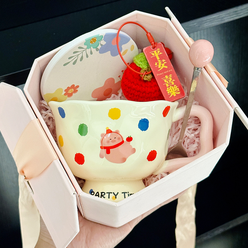 High-Footed Cute Heart Ceramic Water Cup - Wide-Mouth Breakfast Mug for Girls High-Footed Cute Heart Ceramic Water Cup - Wide-Mouth Breakfast Mug for Girls