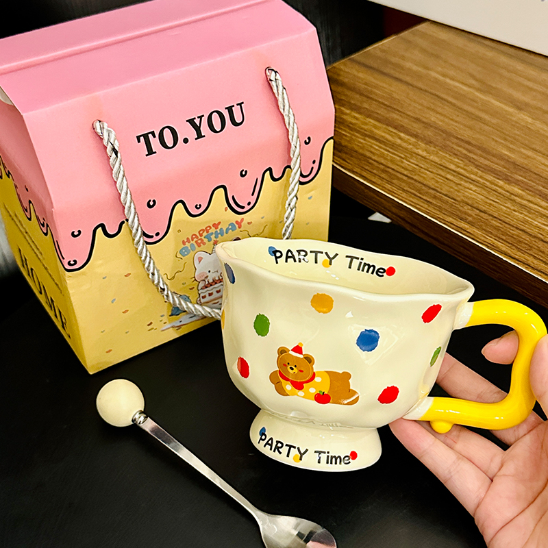 High-Footed Cute Heart Ceramic Water Cup - Wide-Mouth Breakfast Mug for Girls High-Footed Cute Heart Ceramic Water Cup - Wide-Mouth Breakfast Mug for Girls