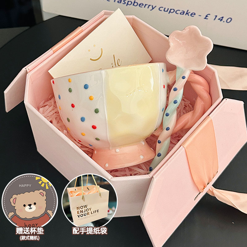 High-Quality Girls' Ceramic Drinking Cup with Underglaze Color and Spoon for Yogurt and Oatmeal Breakfast High-Quality Girls' Ceramic Drinking Cup with Underglaze Color and Spoon for Yogurt and Oatmeal Breakfast