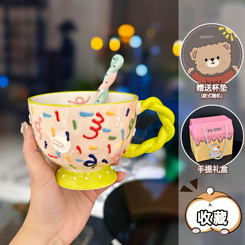 High-Quality Girls' Ceramic Drinking Cup with Underglaze Color and Spoon for Yogurt and Oatmeal Breakfast High-Quality Girls' Ceramic Drinking Cup with Underglaze Color and Spoon for Yogurt and Oatmeal Breakfast