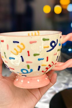 High-Quality Girls' Ceramic Drinking Cup with Underglaze Color and Spoon for Yogurt and Oatmeal Breakfast