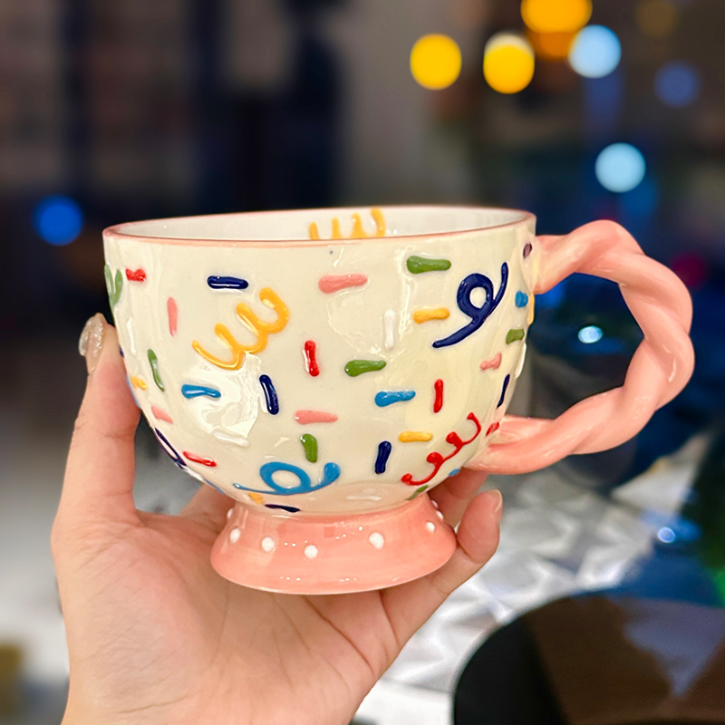 High-Quality Girls' Ceramic Drinking Cup with Underglaze Color and Spoon for Yogurt and Oatmeal Breakfast High-Quality Girls' Ceramic Drinking Cup with Underglaze Color and Spoon for Yogurt and Oatmeal Breakfast