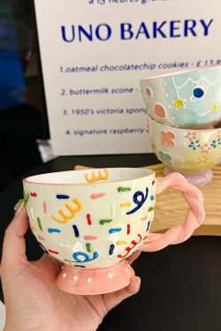 High-Quality Girls' Ceramic Drinking Cup with Underglaze Color and Spoon for Yogurt and Oatmeal Breakfast