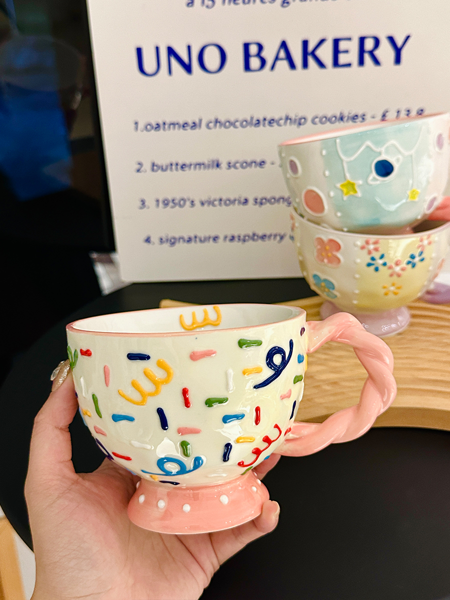 High-Quality Girls' Ceramic Drinking Cup with Underglaze Color and Spoon for Yogurt and Oatmeal Breakfast High-Quality Girls' Ceramic Drinking Cup with Underglaze Color and Spoon for Yogurt and Oatmeal Breakfast
