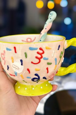 High-Quality Girls' Ceramic Drinking Cup with Underglaze Color and Spoon for Yogurt and Oatmeal Breakfast