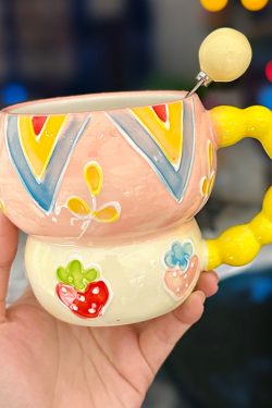 High-Quality Girls' Ceramic Drinking Cup with Underglaze Color and Spoon for Yogurt and Oatmeal Breakfast