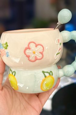 High-Quality Girls' Ceramic Drinking Cup with Underglaze Color and Spoon for Yogurt and Oatmeal Breakfast