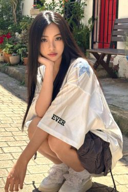 High Street V-Neck Short Sleeve Women's Summer Digital Print Jersey T-Shirt, Unique Loose Color-Blocking Top, American Style