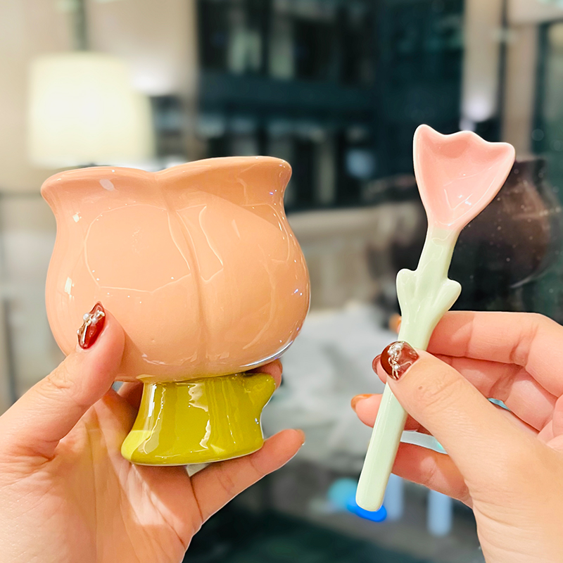 High-Value Peach Ceramic Water Cup with Spoon - Cute Girls' High-Footed Ice Cream Dessert Mug High-Value Peach Ceramic Water Cup with Spoon - Cute Girls' High-Footed Ice Cream Dessert Mug