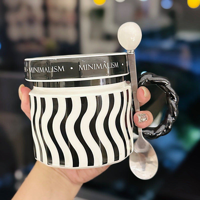 High-Value Small Dog Mug with Lid and Spoon for Office, Cute Water Cup, Oatmeal Breakfast Mug, Pet Lover Gift High-Value Small Dog Mug with Lid and Spoon for Office, Cute Water Cup, Oatmeal Breakfast Mug, Pet Lover Gift