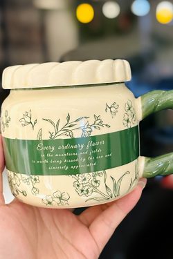 High-Value Small Dog Mug with Lid and Spoon for Office, Cute Water Cup, Oatmeal Breakfast Mug, Pet Lover Gift