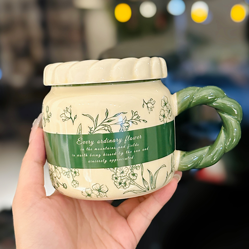 High-Value Small Dog Mug with Lid and Spoon for Office, Cute Water Cup, Oatmeal Breakfast Mug, Pet Lover Gift High-Value Small Dog Mug with Lid and Spoon for Office, Cute Water Cup, Oatmeal Breakfast Mug, Pet Lover Gift