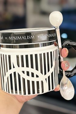 High-Value Small Dog Mug with Lid and Spoon for Office, Cute Water Cup, Oatmeal Breakfast Mug, Pet Lover Gift