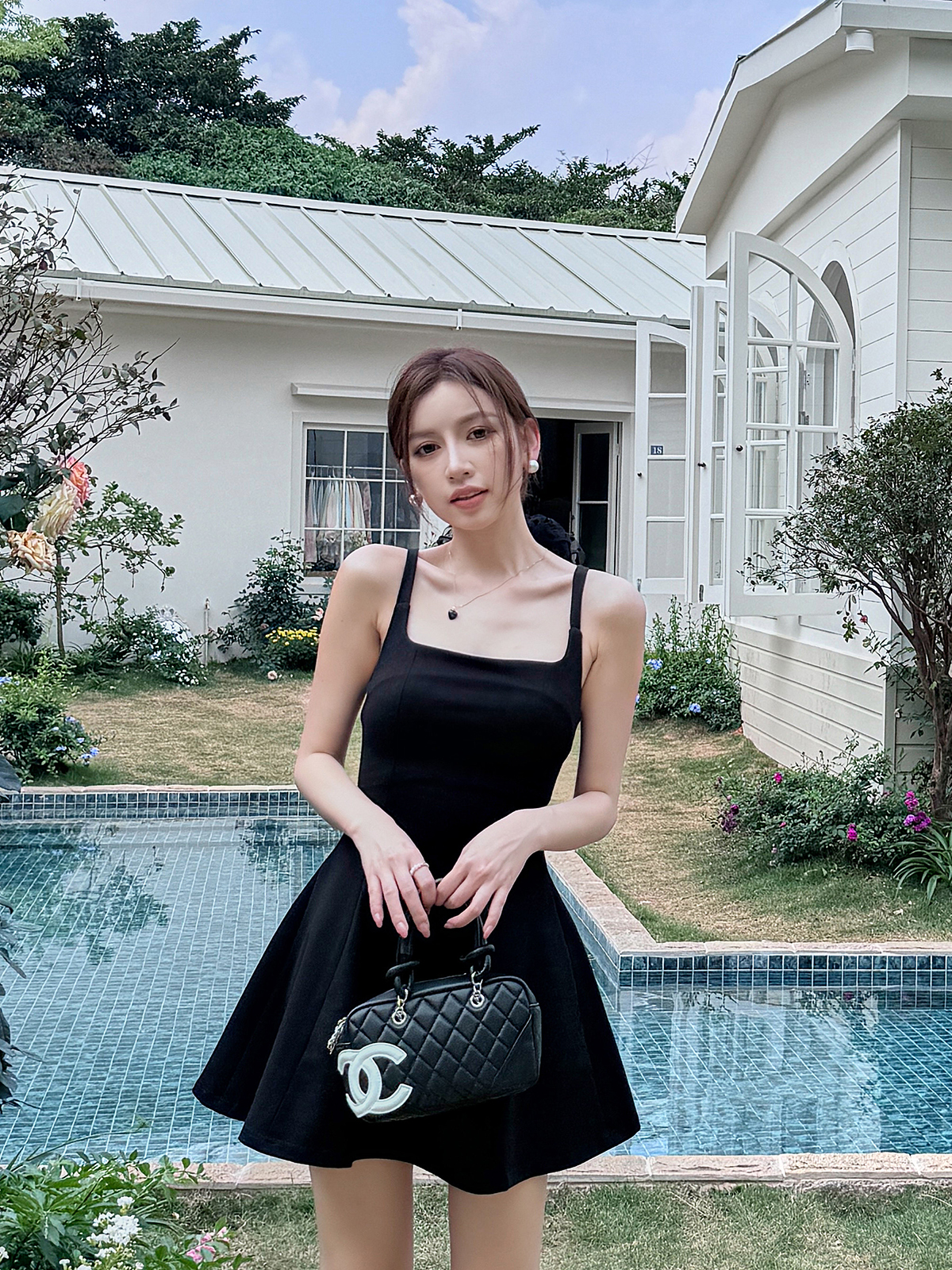 High Waist A-Line Short Skirt for Tall Women - Elegant Spring Summer Dress with Square Neck and Spaghetti Straps, Slimming Fit High Waist A-Line Short Skirt for Tall Women - Elegant Spring Summer Dress with Square Neck and Spaghetti Straps, Slimming Fit