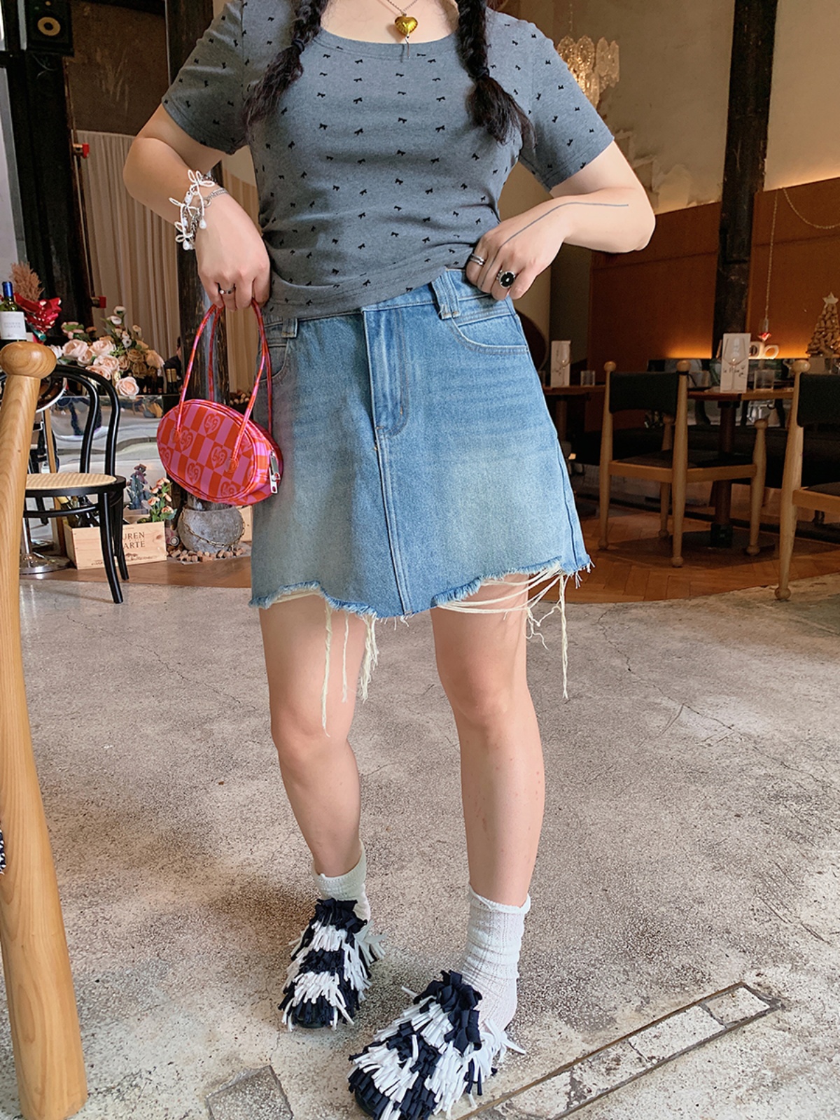 High Waist Plus Size A-Line Denim Skirt for Women - Summer 2025 Slimming Short Skirt, Trendy Casual Style High Waist Plus Size A-Line Denim Skirt for Women - Summer 2025 Slimming Short Skirt, Trendy Casual Style