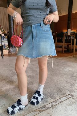 High Waist Plus Size A-Line Denim Skirt for Women - Summer 2025 Slimming Short Skirt, Trendy Casual Style