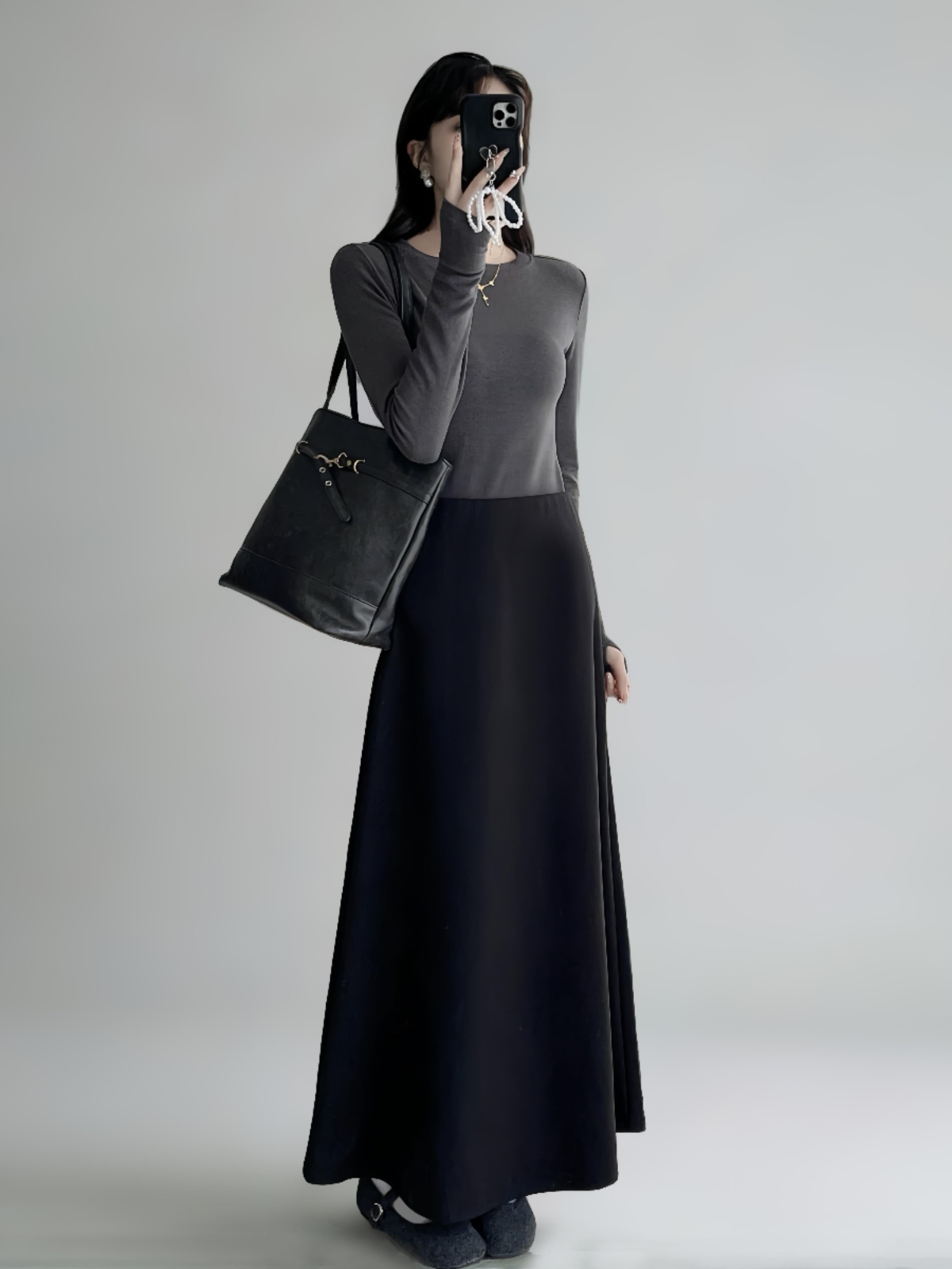 High-Waisted A-Line Long Skirt with Elastic Waist, Loose Fit, Zipper - Versatile Casual Floor-Length Skirt for Spring and Summer High-Waisted A-Line Long Skirt with Elastic Waist, Loose Fit, Zipper - Versatile Casual Floor-Length Skirt for Spring and Summer