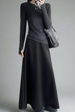 High-Waisted A-Line Long Skirt with Elastic Waist, Loose Fit, Zipper - Versatile Casual Floor-Length Skirt for Spring and Summer