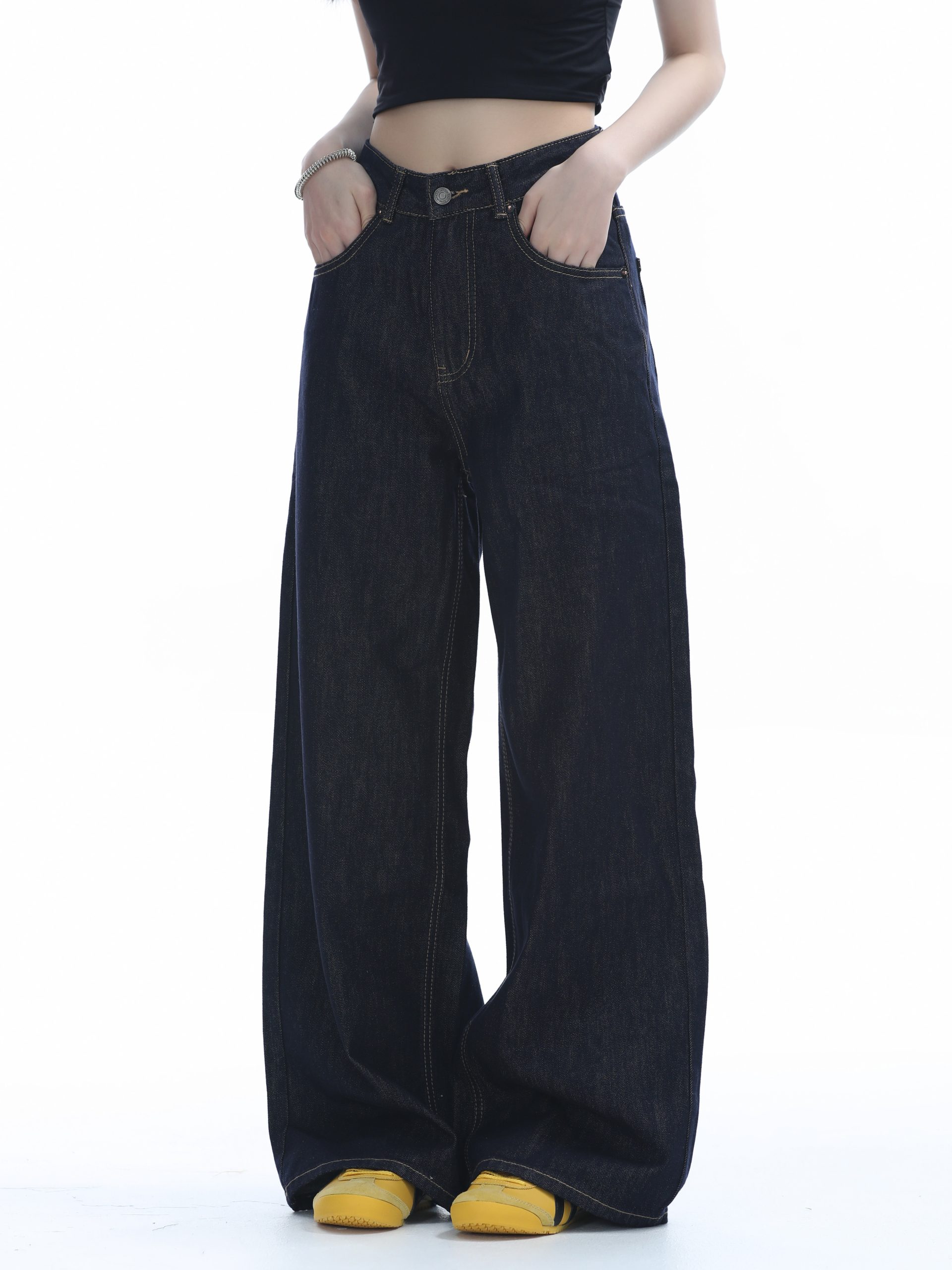 High-Waisted American Retro Wide-Leg Jeans for Women, Casual Draped Floor-Length Pants in Lazy Style High-Waisted American Retro Wide-Leg Jeans for Women, Casual Draped Floor-Length Pants in Lazy Style