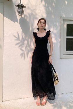High-Waisted Black Floral Chiffon Long Dress with Slimming Square Neckline - Elegant Summer Vacation Style