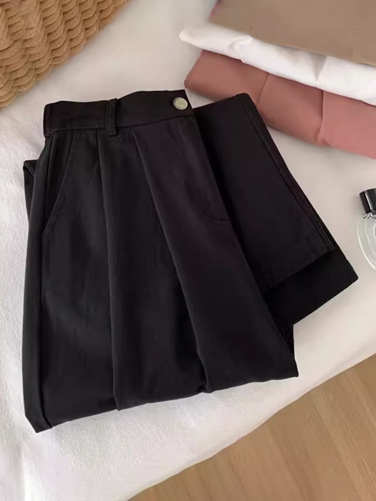 High-Waisted Black Plus Size Balloon Pants for Women - Casual Wide-Leg Nine-Point Trousers for Summer Style High-Waisted Black Plus Size Balloon Pants for Women - Casual Wide-Leg Nine-Point Trousers for Summer Style
