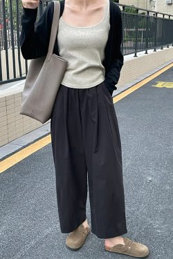 High-Waisted Black Plus Size Balloon Pants for Women - Casual Wide-Leg Nine-Point Trousers for Summer Style