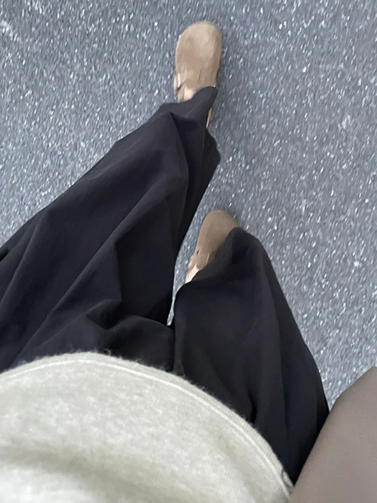 High-Waisted Black Plus Size Balloon Pants for Women - Casual Wide-Leg Nine-Point Trousers for Summer Style High-Waisted Black Plus Size Balloon Pants for Women - Casual Wide-Leg Nine-Point Trousers for Summer Style