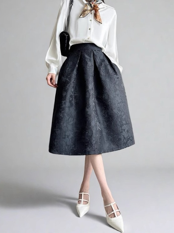 High-Waisted Black Vintage Jacquard Puff Skirt - Women's A-Line Half Skirt in Elegant Chinese Style, Slimming Design for a Chic Look High-Waisted Black Vintage Jacquard Puff Skirt - Women's A-Line Half Skirt in Elegant Chinese Style, Slimming Design for a Chic Look