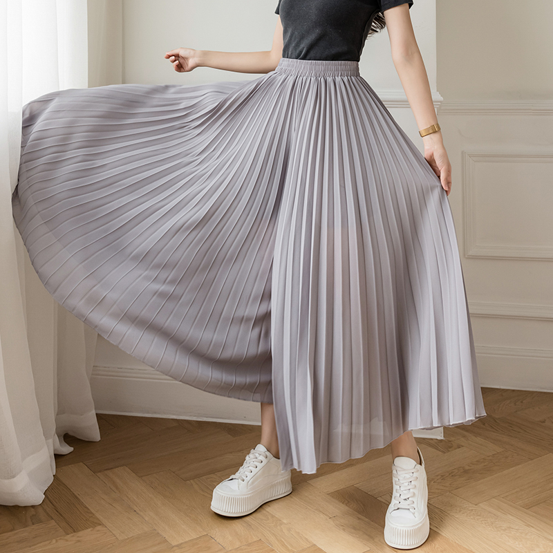 High-Waisted Chiffon Pleated Wide-Leg Culottes for Women, Flowy Draping Three-Quarter Pants, Summer Fashion Essentials High-Waisted Chiffon Pleated Wide-Leg Culottes for Women, Flowy Draping Three-Quarter Pants, Summer Fashion Essentials
