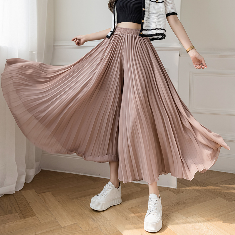 High-Waisted Chiffon Pleated Wide-Leg Culottes for Women, Flowy Draping Three-Quarter Pants, Summer Fashion Essentials High-Waisted Chiffon Pleated Wide-Leg Culottes for Women, Flowy Draping Three-Quarter Pants, Summer Fashion Essentials