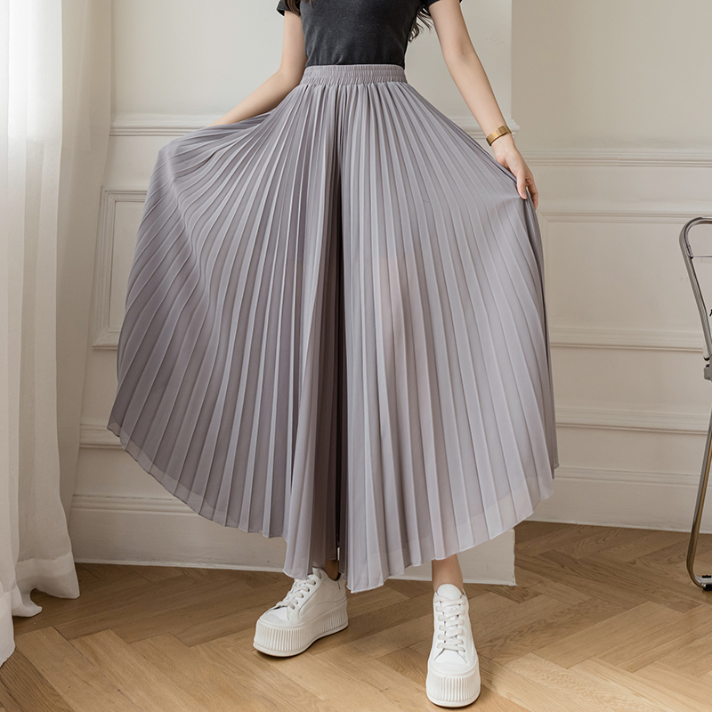 High-Waisted Chiffon Pleated Wide-Leg Culottes for Women, Flowy Draping Three-Quarter Pants, Summer Fashion Essentials High-Waisted Chiffon Pleated Wide-Leg Culottes for Women, Flowy Draping Three-Quarter Pants, Summer Fashion Essentials
