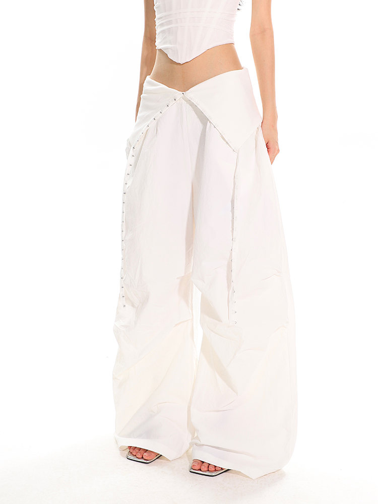 High-Waisted Cuffed Cargo Trousers with Rhinestone Detail - Versatile Pleated Wide-Leg Pants for Y2K and Street Style Fashion High-Waisted Cuffed Cargo Trousers with Rhinestone Detail - Versatile Pleated Wide-Leg Pants for Y2K and Street Style Fashion