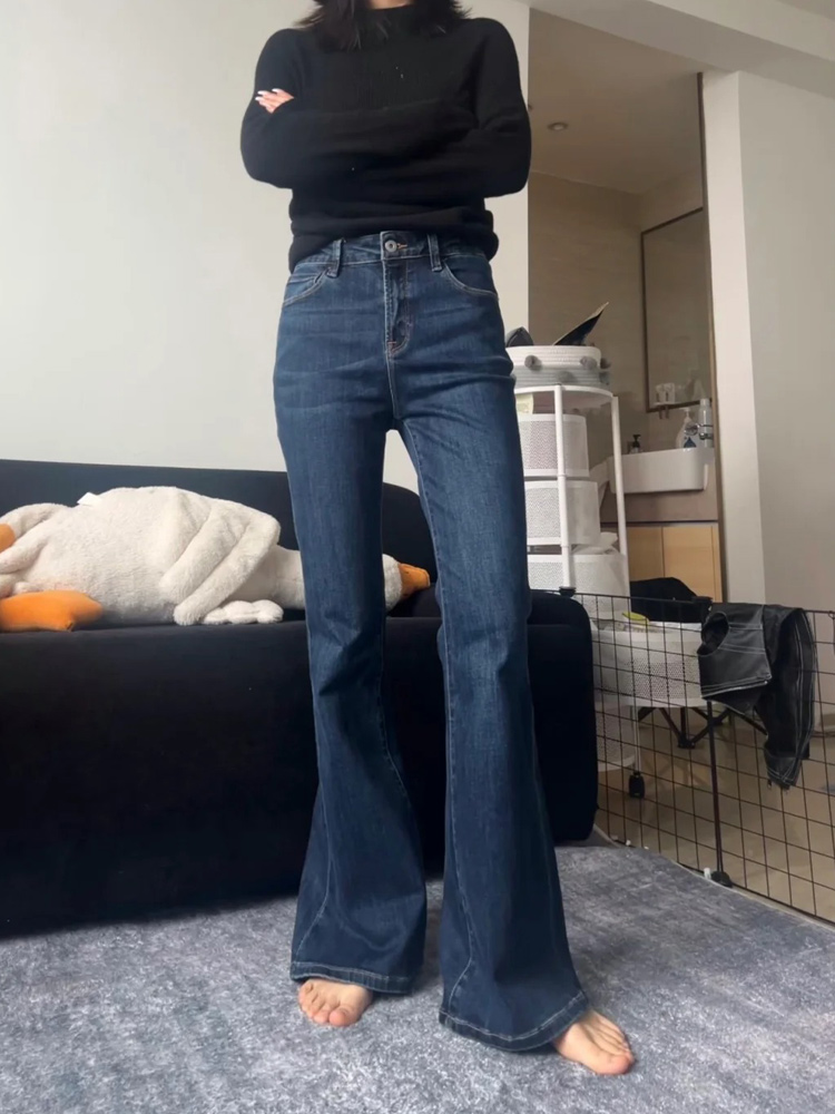 High-Waisted Dark Blue Flared Jeans for Plus Size Petite Women - Slimming Bell-Bottom Pants, 2025 New Style High-Waisted Dark Blue Flared Jeans for Plus Size Petite Women - Slimming Bell-Bottom Pants, 2025 New Style