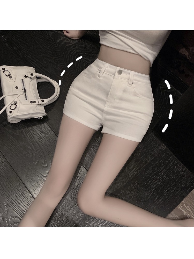 High-Waisted Denim Shorts for Women - Natural Voluptuous Fit, Casual Summer Style, Trendy 90s Vibes High-Waisted Denim Shorts for Women - Natural Voluptuous Fit, Casual Summer Style, Trendy 90s Vibes