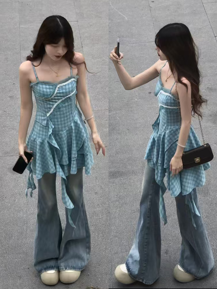 High-Waisted Flared Pants for Women - 2025 Plus Size Loose-Fitting Jeans, Comfortable and Stylish Slightly Flared Design High-Waisted Flared Pants for Women - 2025 Plus Size Loose-Fitting Jeans, Comfortable and Stylish Slightly Flared Design