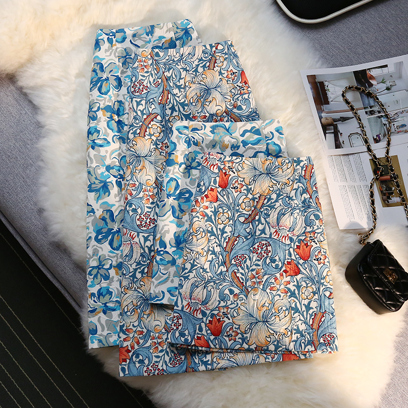 High-Waisted Floral Midi Skirt for Women - Retro A-Line Bodycon Design, Perfect for Summer 2022 Fashion High-Waisted Floral Midi Skirt for Women - Retro A-Line Bodycon Design, Perfect for Summer 2022 Fashion