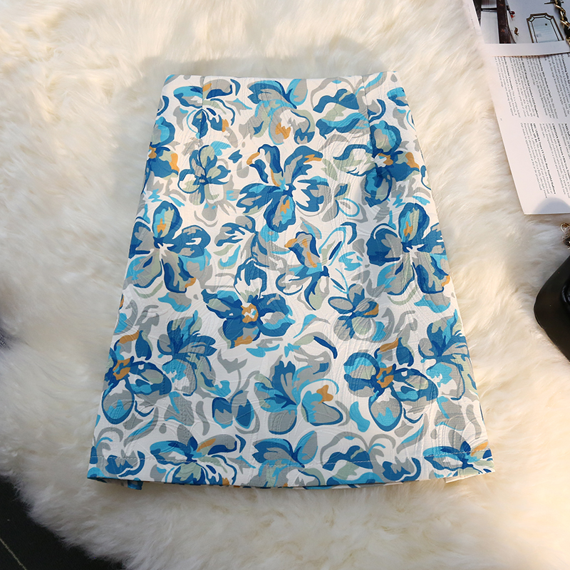 High-Waisted Floral Midi Skirt for Women - Retro A-Line Bodycon Design, Perfect for Summer 2022 Fashion High-Waisted Floral Midi Skirt for Women - Retro A-Line Bodycon Design, Perfect for Summer 2022 Fashion