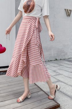 High-Waisted Irregular A-Line Plaid Skirt for Women with Curvy Hips and Thighs - Summer Fashion Essential