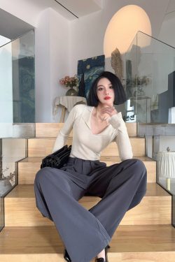 High-Waisted Loose Off-White Wide-Leg Pants for Women - Spring/Summer Floor-Length Draped Trousers in Light Fabric