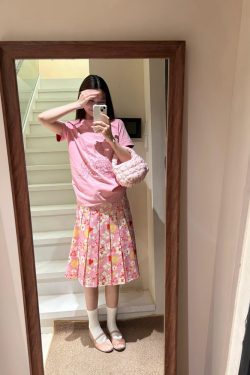 High-Waisted Pink Floral Midi Skirt for Women - Retro A-Line Pleated Style, Versatile and Flattering for 90s and Y2K Fashion