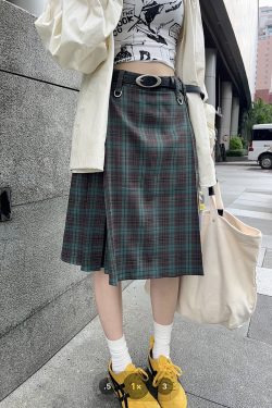 High-Waisted Plaid Midi Skirt for Women, Plus Size A-Line Pleated Umbrella Skirt for Autumn and Winter Fashion