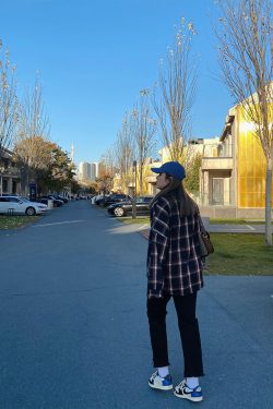 High-Waisted Plus-Size Ripped Straight-Leg Black Jeans, Stretchy Slimming Nine-Point Tapered Pants for Versatile Y2K Style