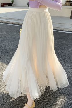 High-Waisted Retro Apricot Tulle Mermaid Skirt for Women, Fluffy A-Line with Draping Effect, Irregular Design, Slimming Fit