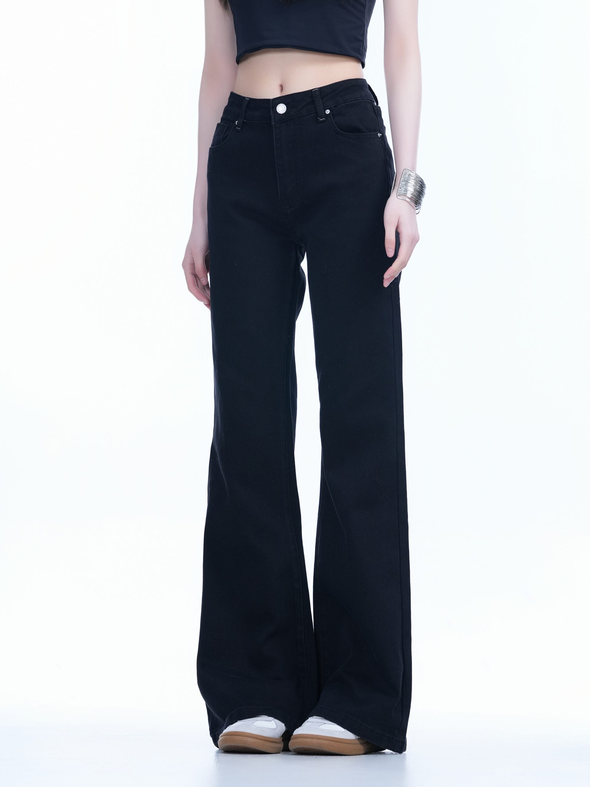 High-Waisted Retro Black Flared Jeans for Women, Slimming Floor-Length Summer Style, 90s Inspired Fashion High-Waisted Retro Black Flared Jeans for Women, Slimming Floor-Length Summer Style, 90s Inspired Fashion