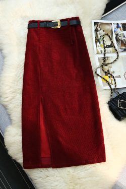 High-Waisted Retro Corduroy Midi Skirt in Hong Kong Style - Slimming A-Line Bodycon for Autumn and Winter Fashion