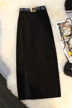 High-Waisted Retro Corduroy Midi Skirt in Hong Kong Style - Slimming A-Line Bodycon for Autumn and Winter Fashion