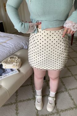 High-Waisted Sheer Polka Dot Skirt in Korean Retro Style for a Slightly Chubby Onii Look