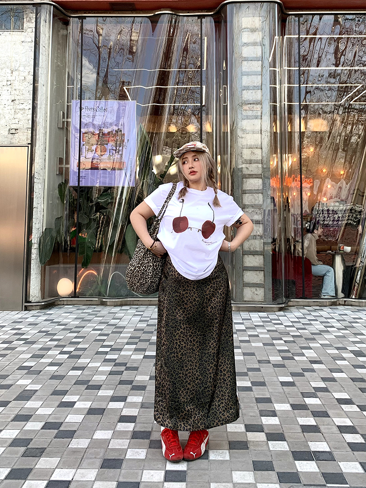 High-Waisted Slimming Leopard Print Skirt for Women - Versatile Loose Long Skirt for Spring/Summer 2025 Fashion High-Waisted Slimming Leopard Print Skirt for Women - Versatile Loose Long Skirt for Spring/Summer 2025 Fashion