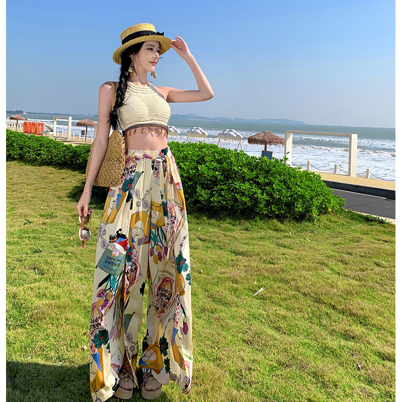 High-Waisted Split Wide-Leg Beach Pants for Women - Lightweight Sun-Protective Chiffon Vacation Trousers, Loose Draped Style High-Waisted Split Wide-Leg Beach Pants for Women - Lightweight Sun-Protective Chiffon Vacation Trousers, Loose Draped Style